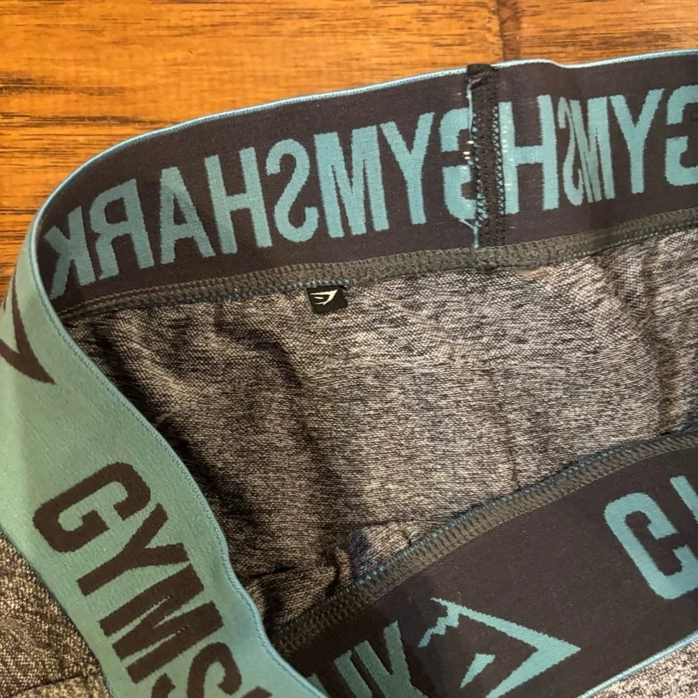 Gymshark Flex Leggings Teal Logo | Estimated Size Small - Picture 2 of 7